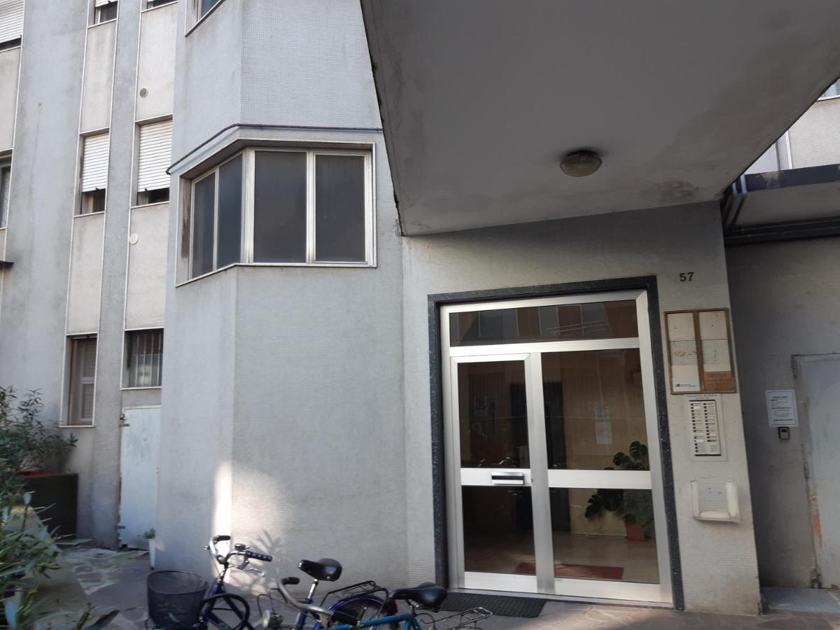 Ca Dei Fiori 1 Venezia Bed & Breakfast Mestre Exterior photo